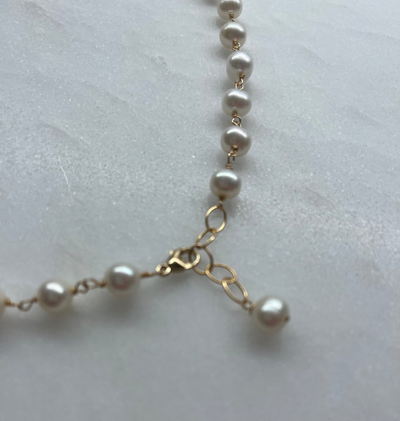 Freshwater Pearl Necklace with Gold Bow