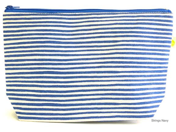 Travel Pouch Large - Strings Navy