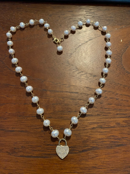 Necklace Freshwater Pearls Sparkly Gold Heart Locket